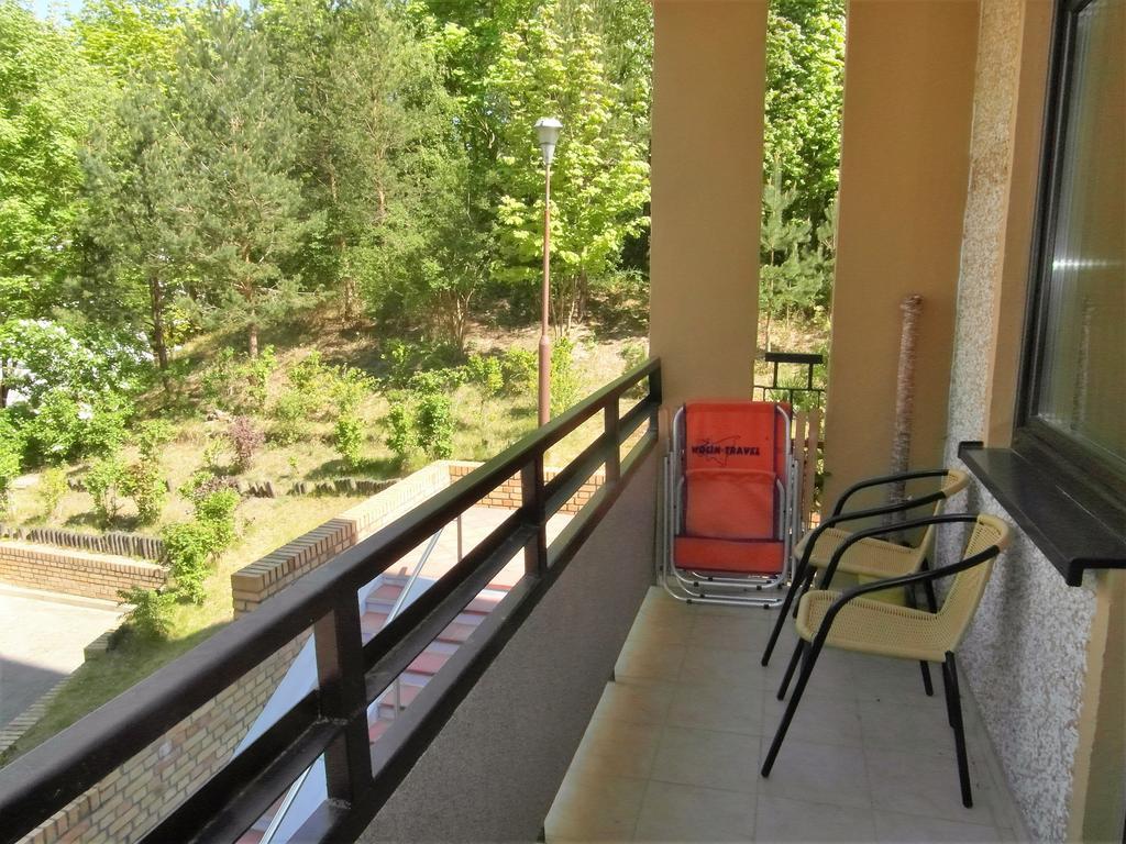 Wolin-Travel Apartament Dom Przy Parku 米兹多洛杰 外观 照片
